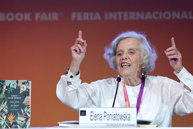 La escritora mexicana Elena Poniatowska. Foto: Ulises Ruiz Basurto / EFE.