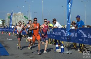 La carrera es la última de las competencias del triatlón, después del ciclismo y la natación. Foto: Otmaro Rodríguez.