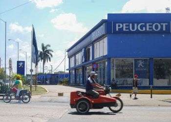 Agencia de autos en La Habana