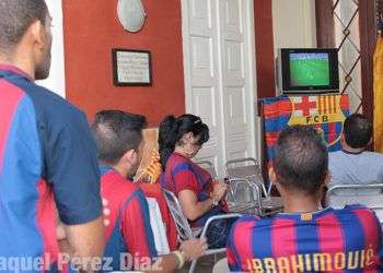 Millones de cubanos vieron este fin de semana en directo y abierto el clásico del fútbol español