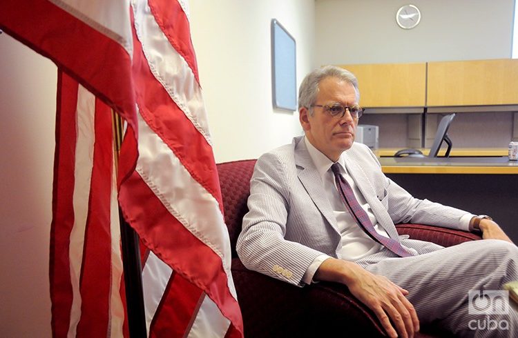 Jeffrey DeLaurentis, charge d'affaires of the US Embassy in Cuba. August 2015. Photo: Roberto Ruiz.