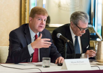 Myron Brilliant (left), executive vice president and head of International Affairs at the U.S. Chamber of Commerce, with Cuban American businessman and politician Carlos Gutiérrez. Photo: cubaintransition.com.