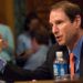 Senator Ron Wyden (D) is heading a bill to promote trade with Cuba. Photo: Newsroom / US Senator Ron Wyden.