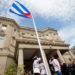 Hoisting of the Cuban flag in the embassy in Washington. Photo: Andrew Harnik / AP.