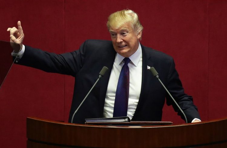 U.S. President Donald Trump, today in Seoul, on his 12-day tour of Asia. Photo: EFE.