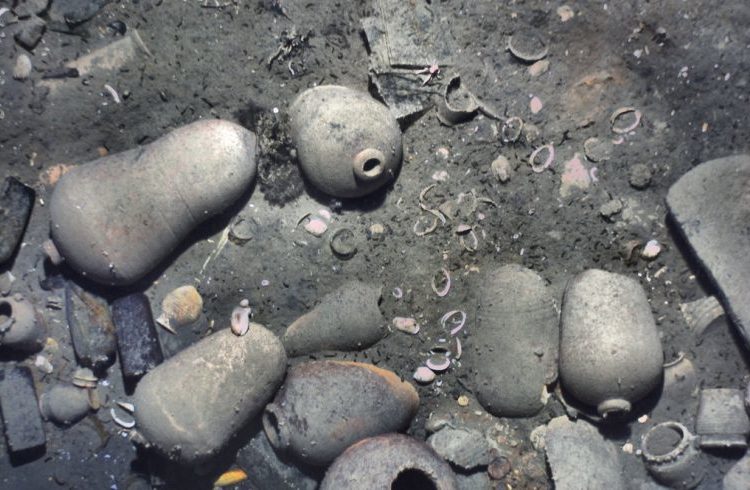 Clay pitchers and other articles from the Spanish San José galleon, which was sunk 300 years ago along the coast of Colombia. Photo: Woods Hole Oceanographic Institution via AP.