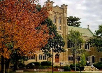 Harvard University, one of the most prestigious in the United States, signed an agreement with the Cuban Ministry of Higher Education. Photo: Harvard University / Facebook.