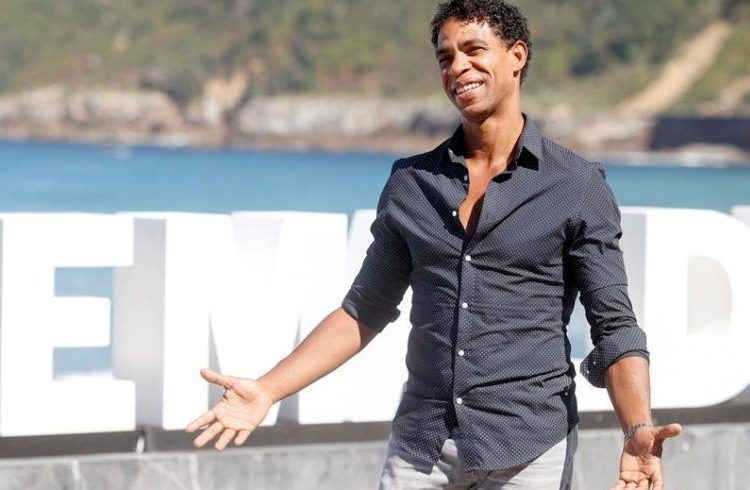 Carlos Acosta poses during the presentation of Yuli, which is competing in the official section of the 66th edition of the San Sebastian International Film Festival. Photo: Juan Herrero / EFE.
