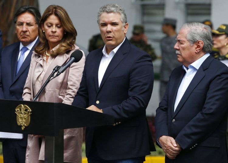 Colombian President Iván Duque making a statement at the Santander General Police School, in Bogotá, after a bomb exploded on the campus on Thursday, January 17, 2019. Photo: John Wilson Vizcaino / AP.