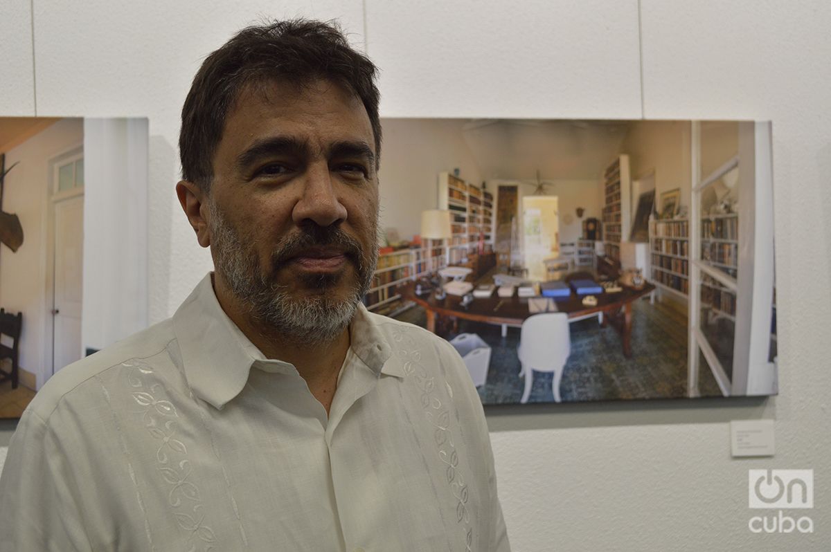 Hugo Fernández, photographer and CUNY professor. Photo: Marita Pérez Díaz.