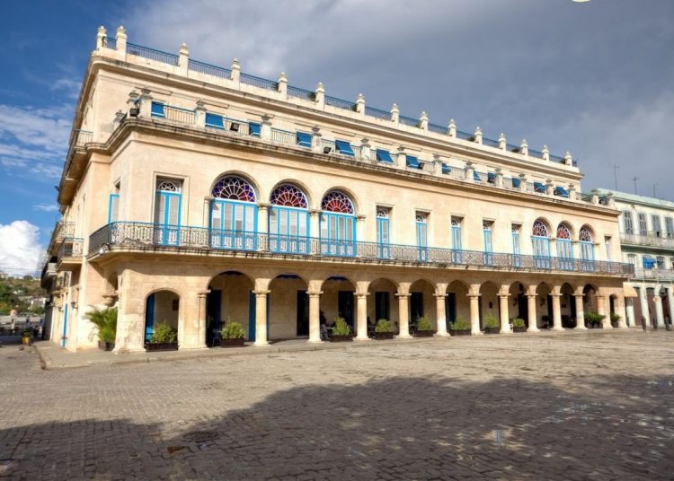Santa Isabel Hotel, in Old Havana, one of the additions to the list of entities and sub-entities banned by the U.S. government for its citizens after its updating on April 24, 2019. Photo: todocuba.org