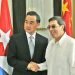 The foreign ministers of Cuba, Bruno Rodríguez (r), and of China, Wang Yi, during one of the latter’s visits to Havana. Photo: Granma / Archive.