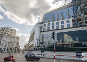 Hotel Prado y Malecón, under construction in Havana. Photo: Kaloian