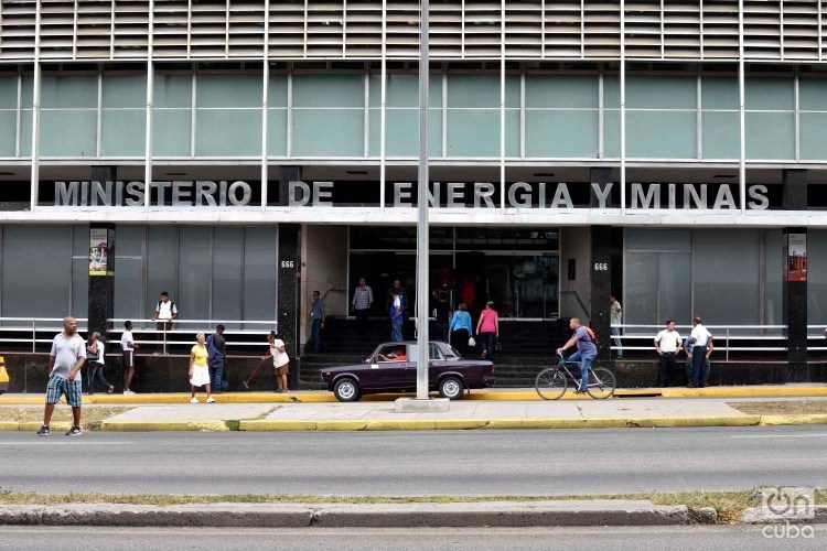 Headquarters of the Cuban Ministry of Energy and Mines, in Havana. Photo: Otmaro Rodríguez.