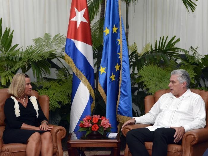 The head of European diplomacy, Federica Mogherini, talks with Cuban President Miguel Díaz-Canel in Havana on Monday, September 9, 2019. Photo: @CubaMINREX / Twitter.