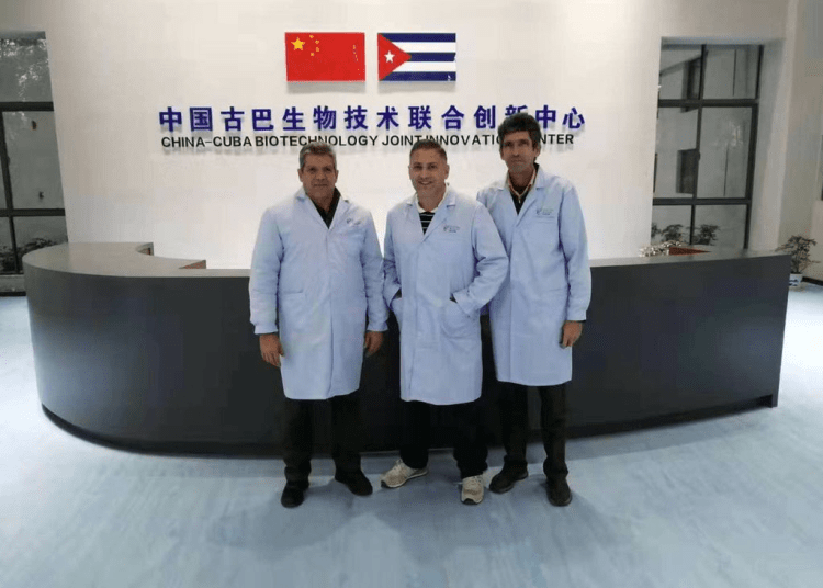 Specialists from the Cuban Center for Genetic Engineering and Biotechnology designed the equipment and laboratories of the new scientific center. Photo: @EmbacubaChina / Twitter
