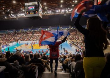 Despite the tough defeat in the Vancouver Pre-Olympic, Cuban men's volleyball has what it takes to stay afloat and compete at a higher level in the coming years. Photo: Getty Images.
