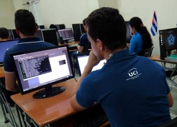 Students in a classroom at the University of Computer Science (UCI), in Havana, Cuba. Photo: @universidad_uci/Twitter