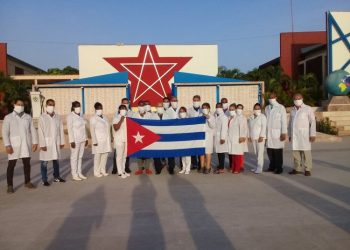 Cuba sends medical brigade to fight COVID-19 in Cape Verde. Photo: @cuba_coopera/Twitter.