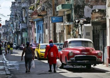 Havana leads the provinces with the highest number of contagions, followed by Ciego de Ávila, Matanzas, Sancti Spíritus and Artemisa. Photo: Ernesto Mastrascusa/EFE/Archive.