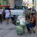 Private seller of sweets in Havana. Photo: Otmaro Rodríguez.