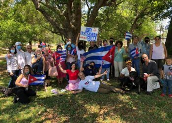 Group of Cuban activists in Tampa