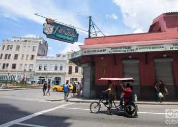 Restaurant-Bar Floridita, at the beginning of Obispo street in Havana. Photo: Otmaro Rodríguez.