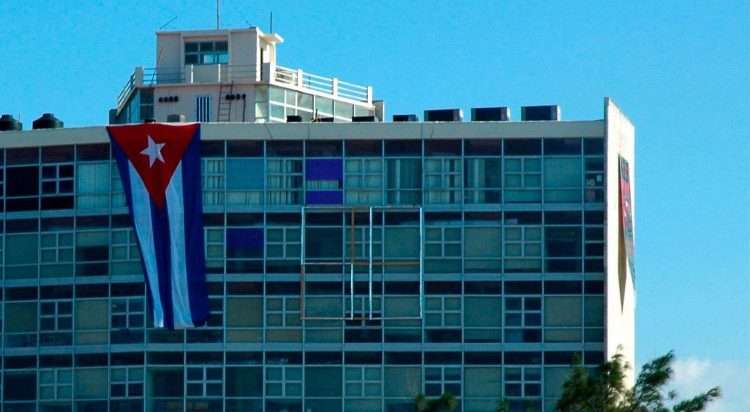 MINREX-Gebäude | Bildquelle: https://oncubanews.com/en/cuba/cuban-foreign-ministry-rejects-eu-statements-on-opposition-artists-prison-sentences/ © Na | Bilder sind in der Regel urheberrechtlich geschützt