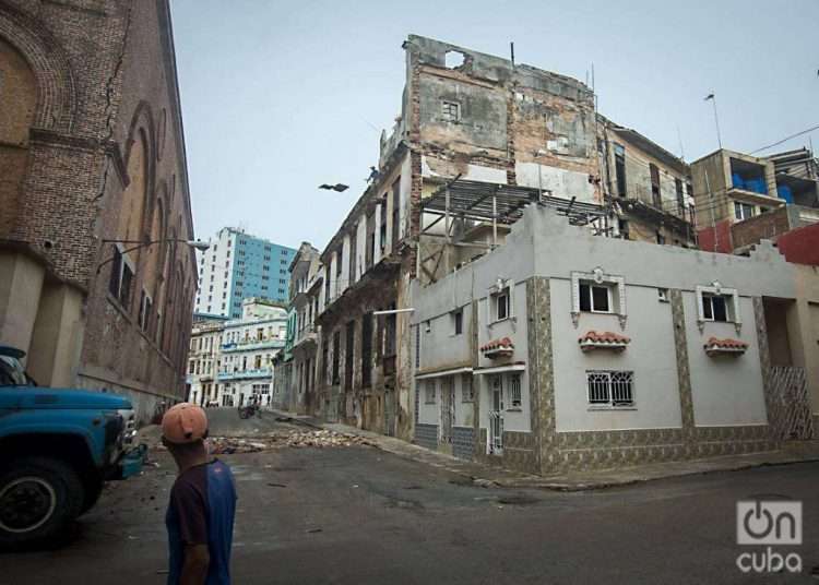 A house collapse in Central Havana. Hurricane Ian. Cuba