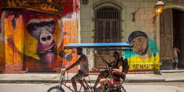 Murals in Havana. Photo: Otmaro Rodríguez.