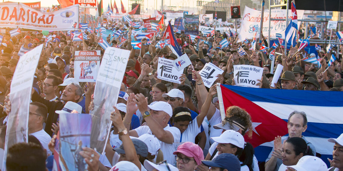 May 1st parade in Havana. Photo: Otmaro Rodríguez.