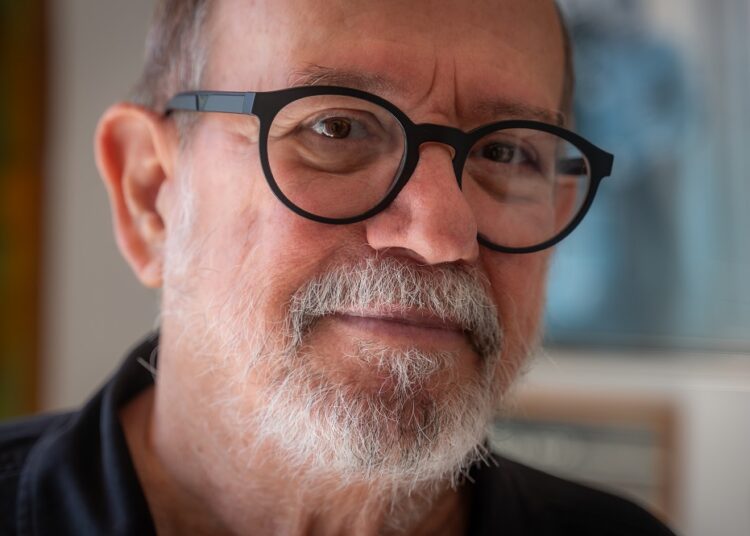 Silvio Rodríguez at the Ojalá Studios. Havana, 2024. Photo: Kaloian.