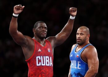 Mijaín López won his fifth Olympic crown after defeating the Cuban-Chilean Yasmani Acosta in Paris. Photo: Ricardo López Hevia.