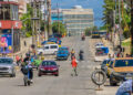 Vehicles in Vedado, in Havana. Photo: Otmaro Rodríguez.