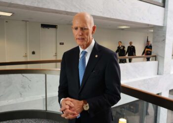 Republican Rick Scott, senator for Florida, speaks with EFE during an interview on February 2, 2023. Photo: Octavio Guzmán/EFE.