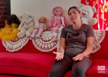 Heidy Sánchez speaks to OnCuba where she is staying in Havana. Photo: Otmaro Rodríguez.