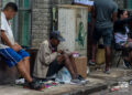 The sight of homeless people is becoming increasingly more common in Cuba. Photo: Otmaro Rodríguez