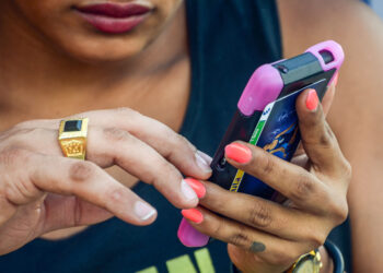 Cubana. Mobile connection in Cuba