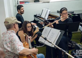 Silvio Rodríguez. Silvio’s studio