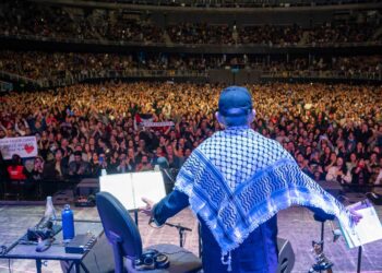 Silvio Rodríguez in concert in Chile