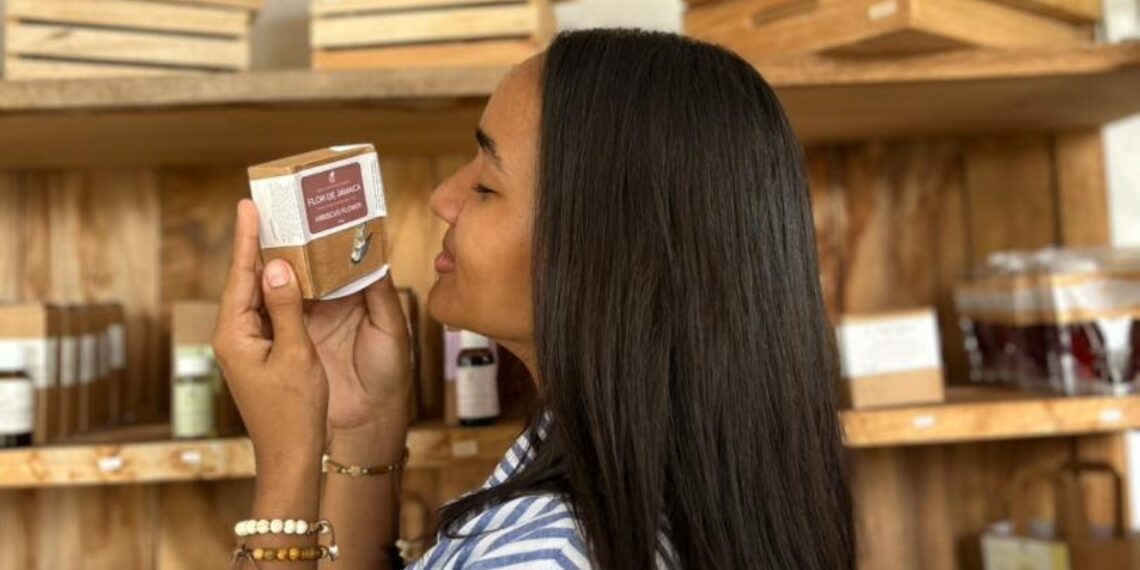 Sheila Beatriz Núñez Castro founded the natural cosmetics business.