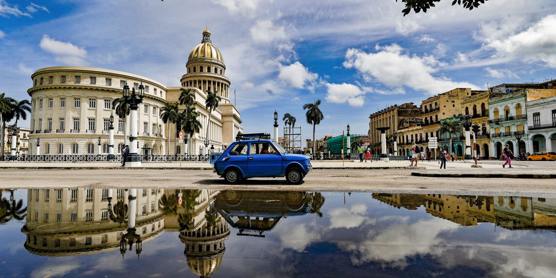 Photo: Ernesto Mastrascusa/EFE.