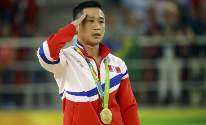 El gimnasta Ri Se-Gwang, uno de los dos campeones olímpicos de Corea del Norte en Río 2016. Foto: Mike Blake / Reuters.