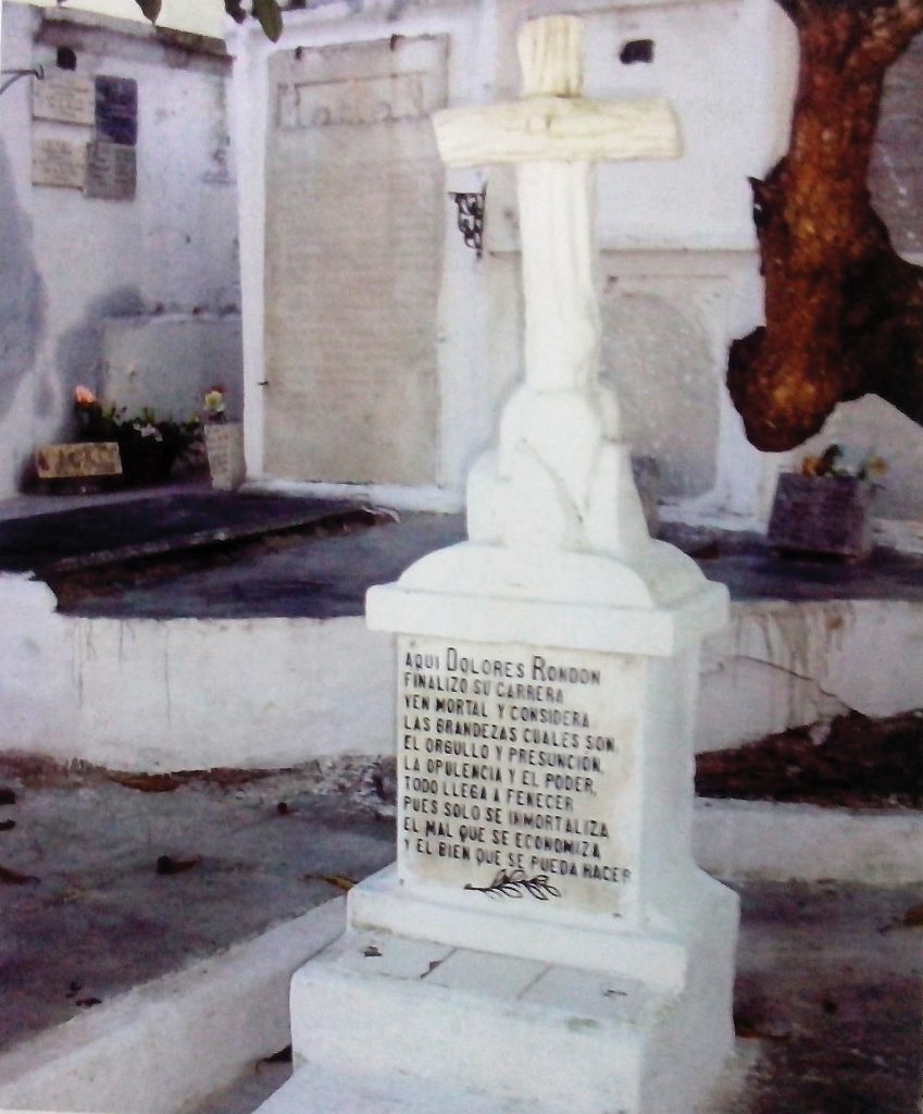 El túmulo de mármol dedicado a la Dolores es uno de los lugares más visitados del Cementerio General de Camagüey. Foto: Cortesía de la revista Senderos de la Oficina del Historiador de Camagüey.