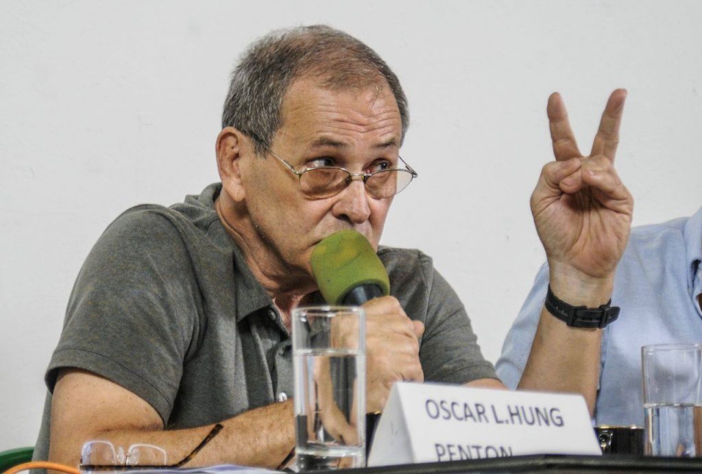 Lázaro Barredo en debate de Temas. Foto: Randy Fundora.