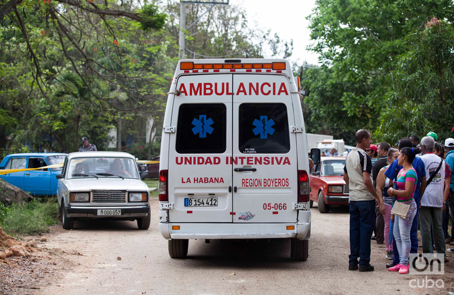 Había ambulancias, camiones refrigerados, bomberos... Foto: Claudio Pelaez Sordo.