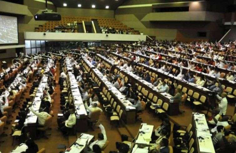 Sesión de la Asamblea Nacional del Poder Popular de Cuba. Foto: parlamentocubano.cu.