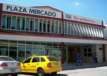 Calle Avellaneda - Plaza Mercado, Camagüey