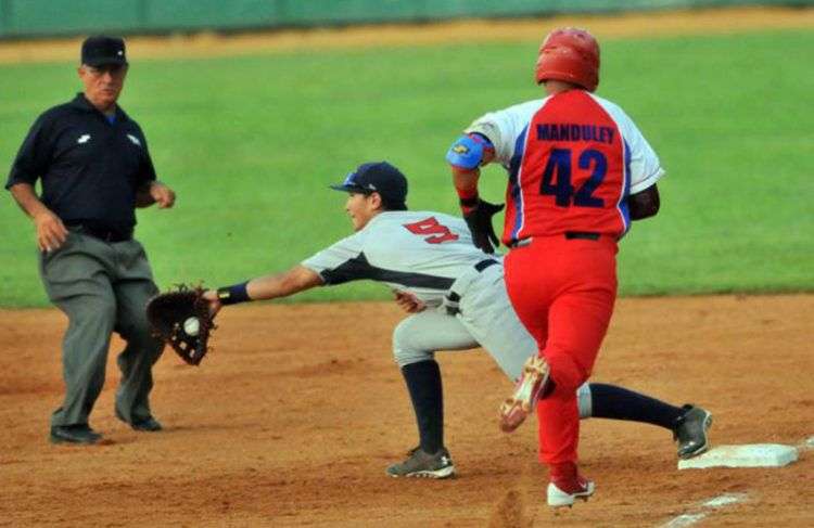 Tope de béisbol Cuba-Estados Unidos