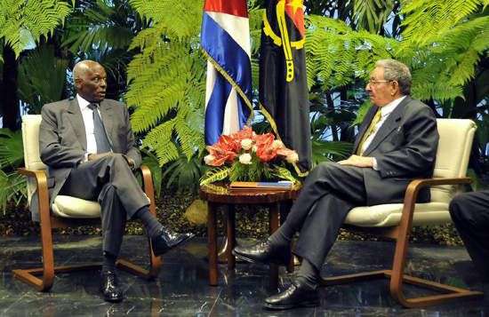 During the last visit of President Jose Eduardo Dos Santos were signed agreements to expand cooperation with Cuba.